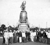 រូបលេខ១១