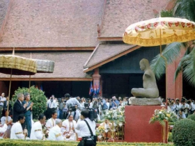 រូបលេខ៦