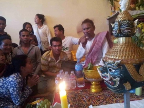 រូបលេខ៨