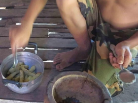 រូបលេខ២៤