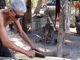 រូបលេខ១៣