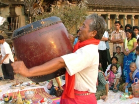 រូបលេខ៤