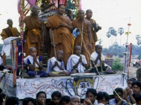 រូបលេខ៨