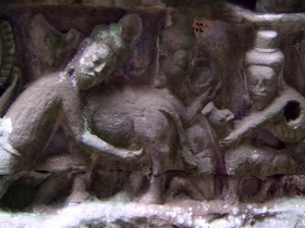 រូបលេខ៤