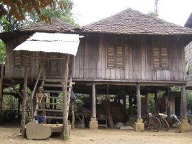 រូបលេខ៤