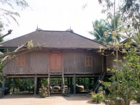 រូបលេខ១