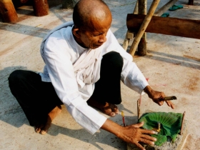 រូបលេខ១៣