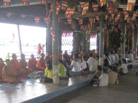 រូបលេខ១២