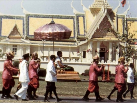 រូបលេខ៨