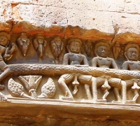 រូបលេខ១២