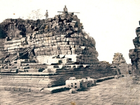 រូបលេខ២