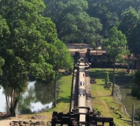 រូបលេខ១២