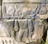 រូបលេខ៣២