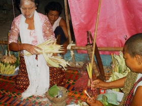 រូបលេខ១០