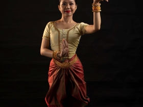 រូបលេខ៩