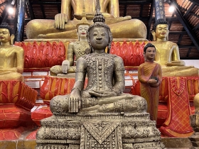 រូបលេខ១២